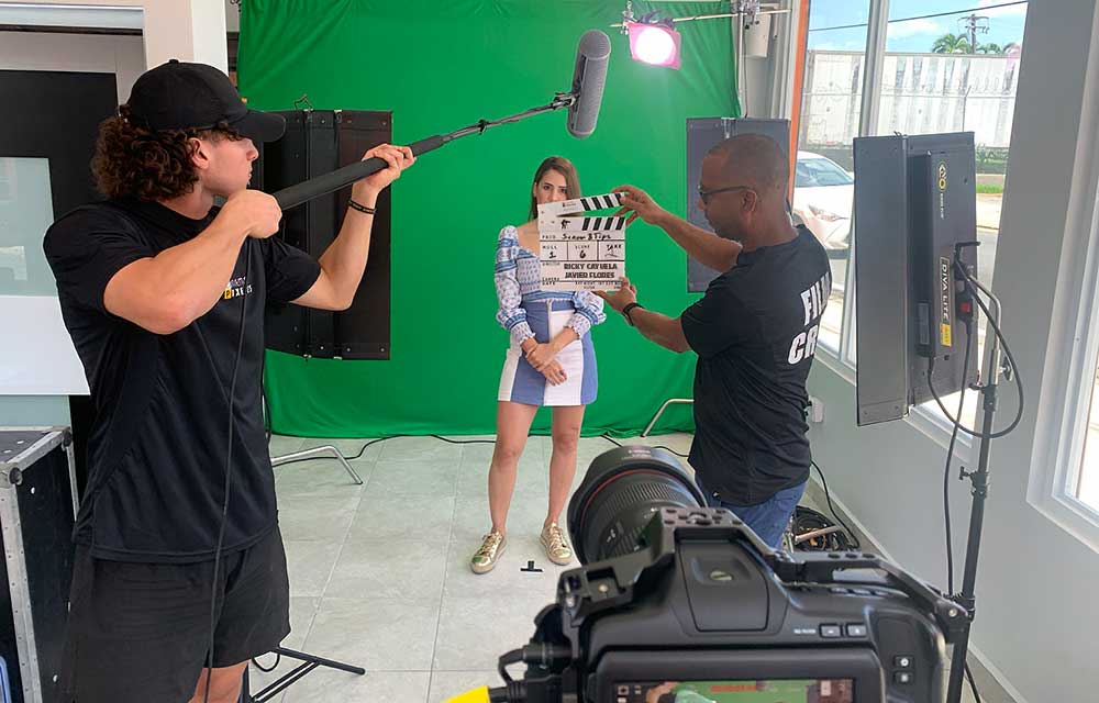Equipo de filmación de Cinema Pixeles Studios